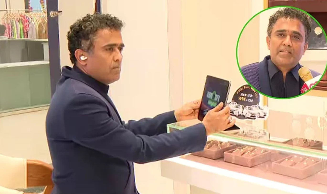 Diamond Merchant Ghanshyam Dholakia: Has planted 30 lakh trees in the name of customers