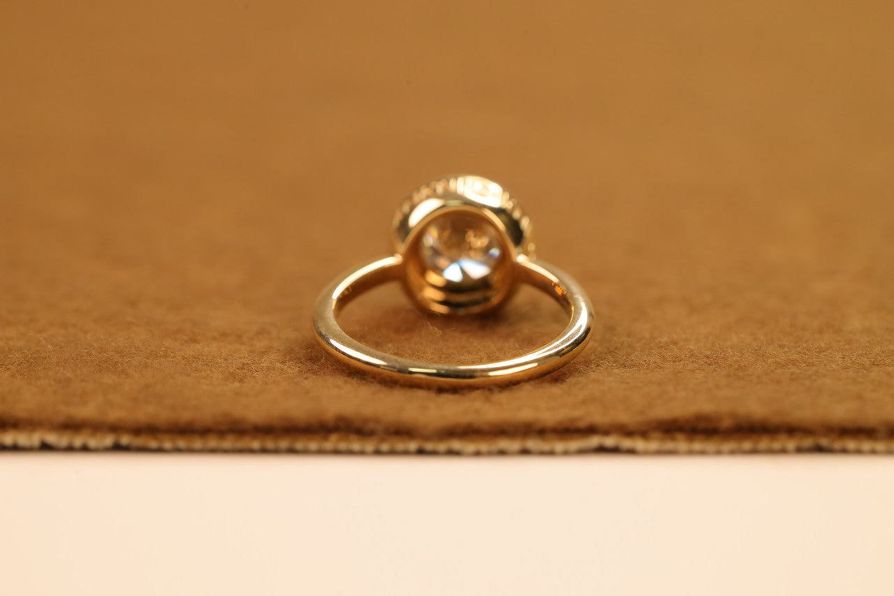 Round Brilliant Lab Grown Diamond Solitaire Ring