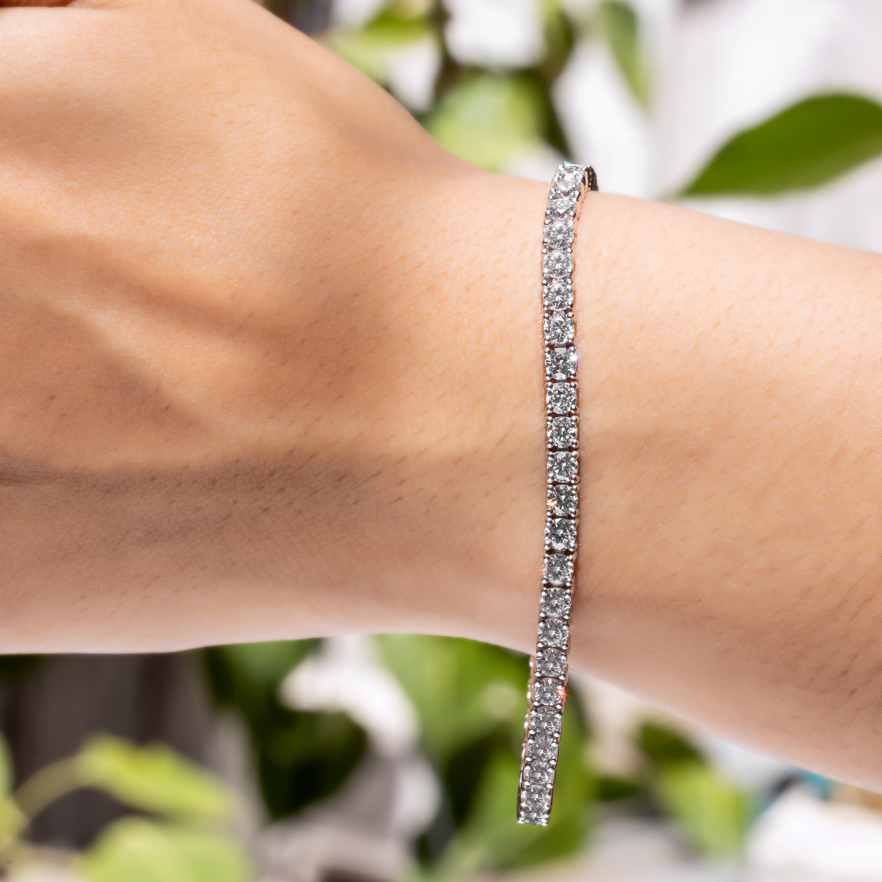 Round CVD Diamond Tennis Bracelet in 18K White Gold