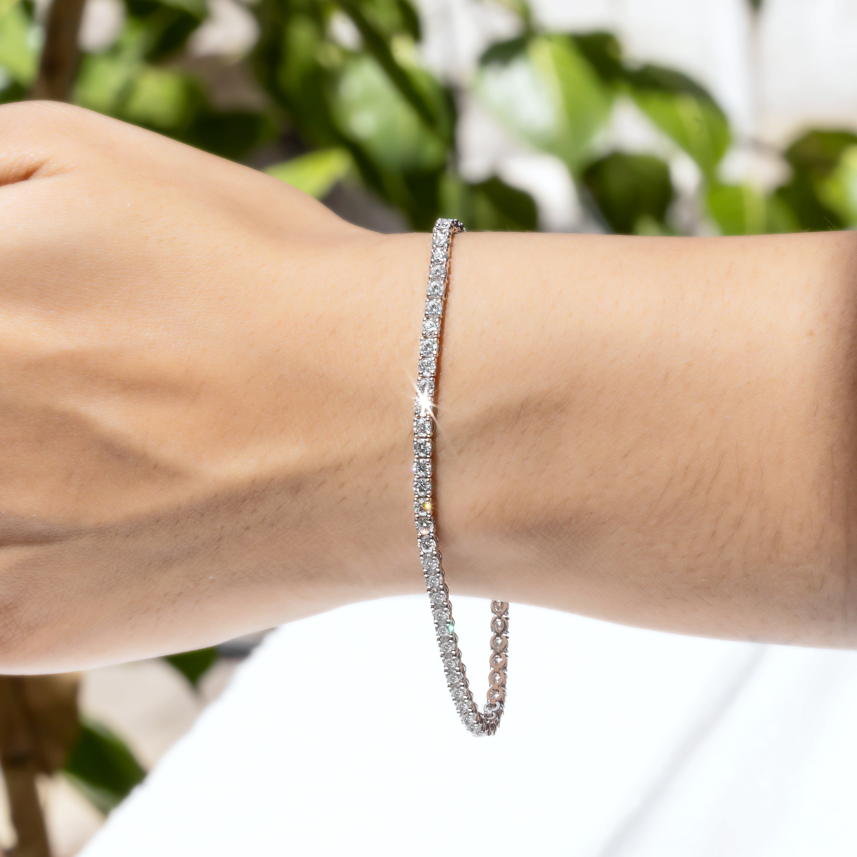 Round Brilliant CVD Diamond Tennis Bracelet in 18K White Gold