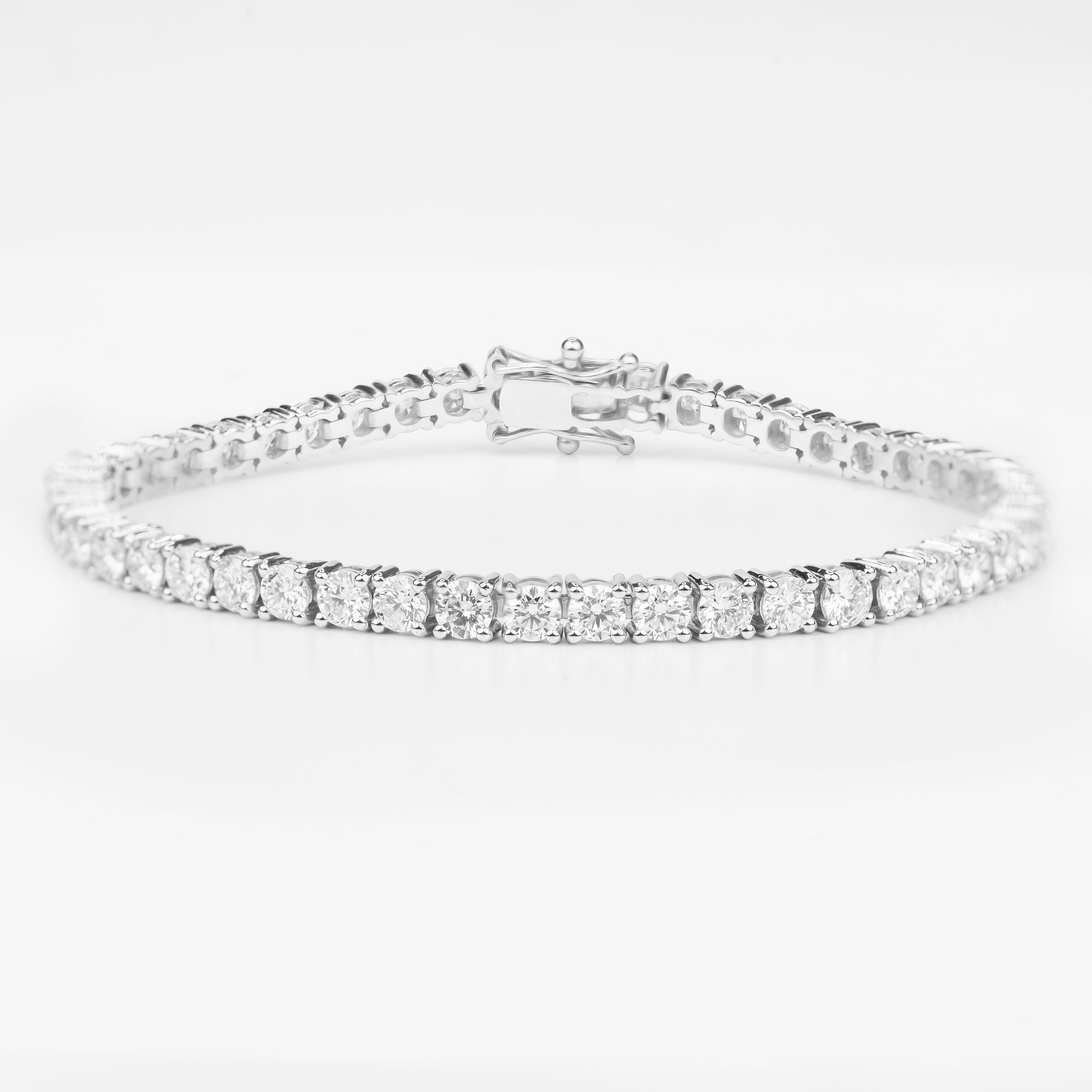 Round CVD Diamond Tennis Bracelet in 18K White Gold