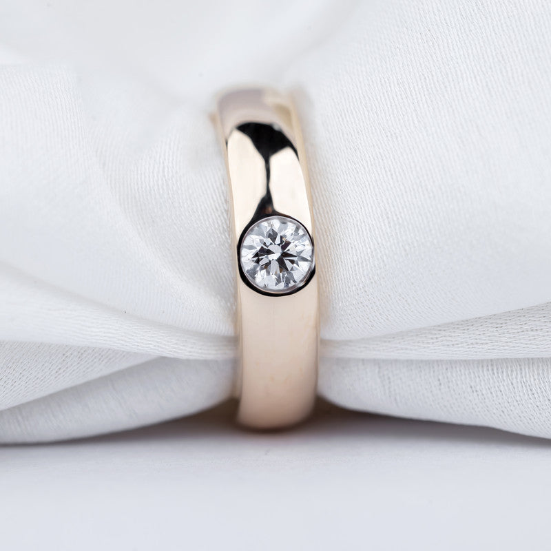 Round Brilliant Diamond Solitaire Gypsy Ring
