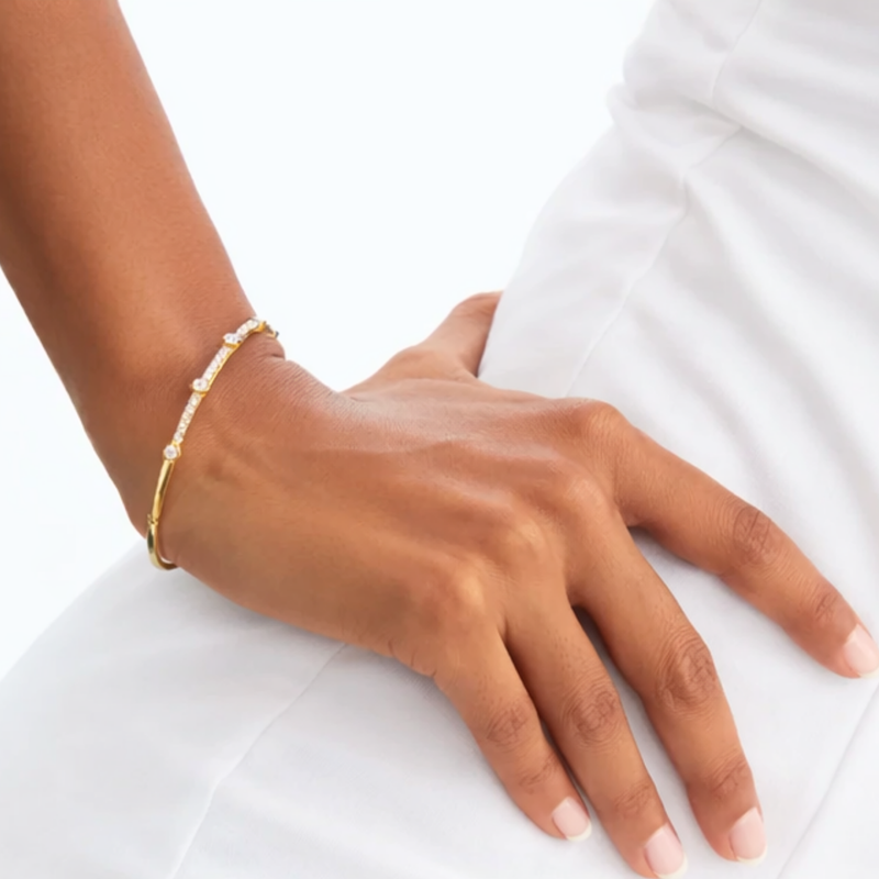 Lab Grown Diamond Station Bezel & Pavé Hinged Bangle Bracelet