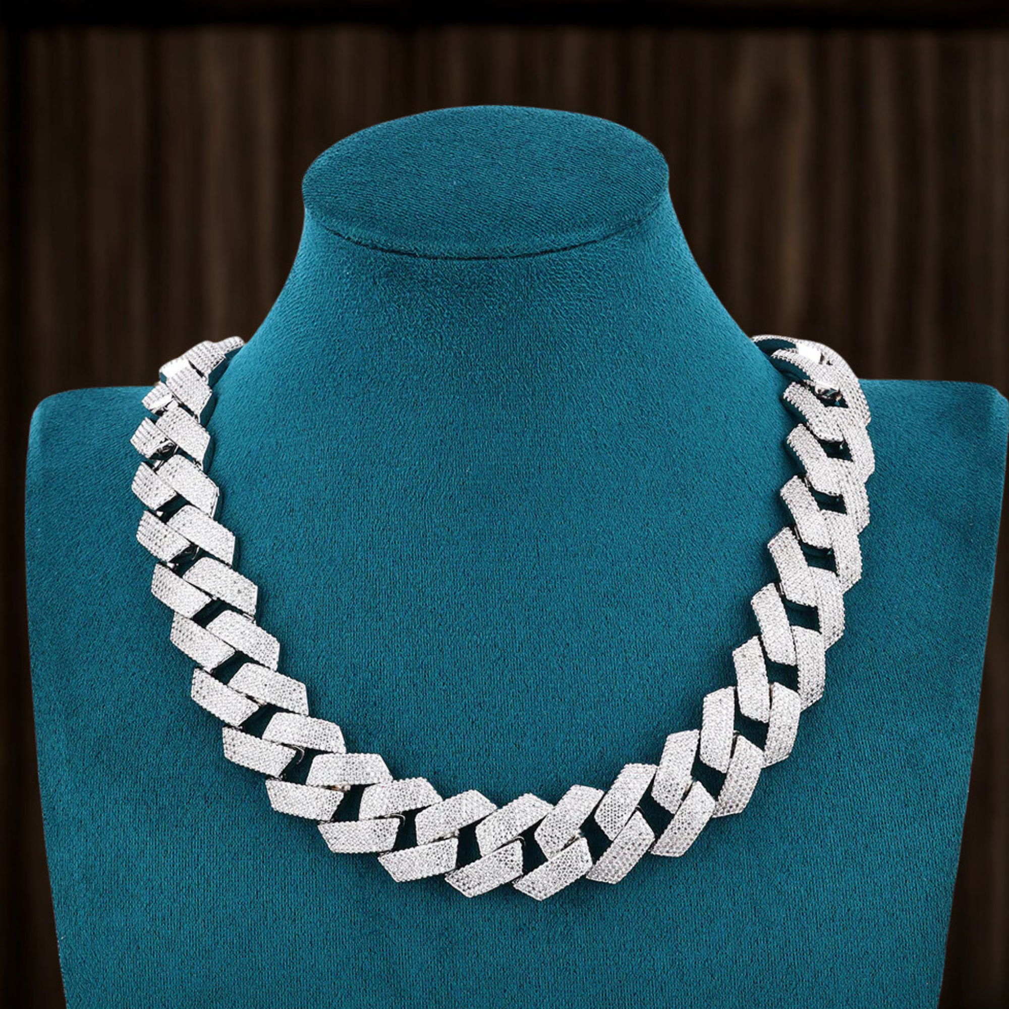 Iced Out White Gold Cuban Link Chain – VVS Diamond Simulant | Excellent Jewels™