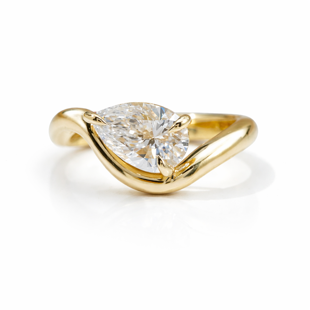 1 Carat Pear Cut Lab Grown Diamond Ring in 10K White & Yellow Gold – IGI Certified (Unisex)