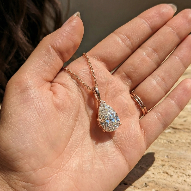 Pear-Shaped Diamond Solitaire Pendant