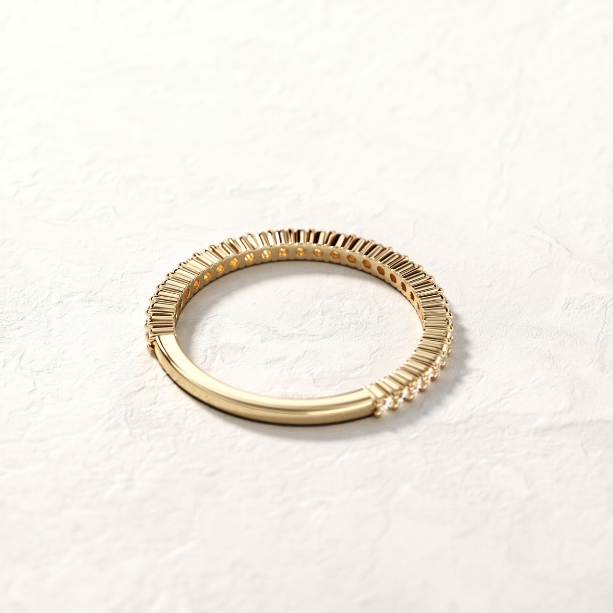 Round Brilliant Diamond Band