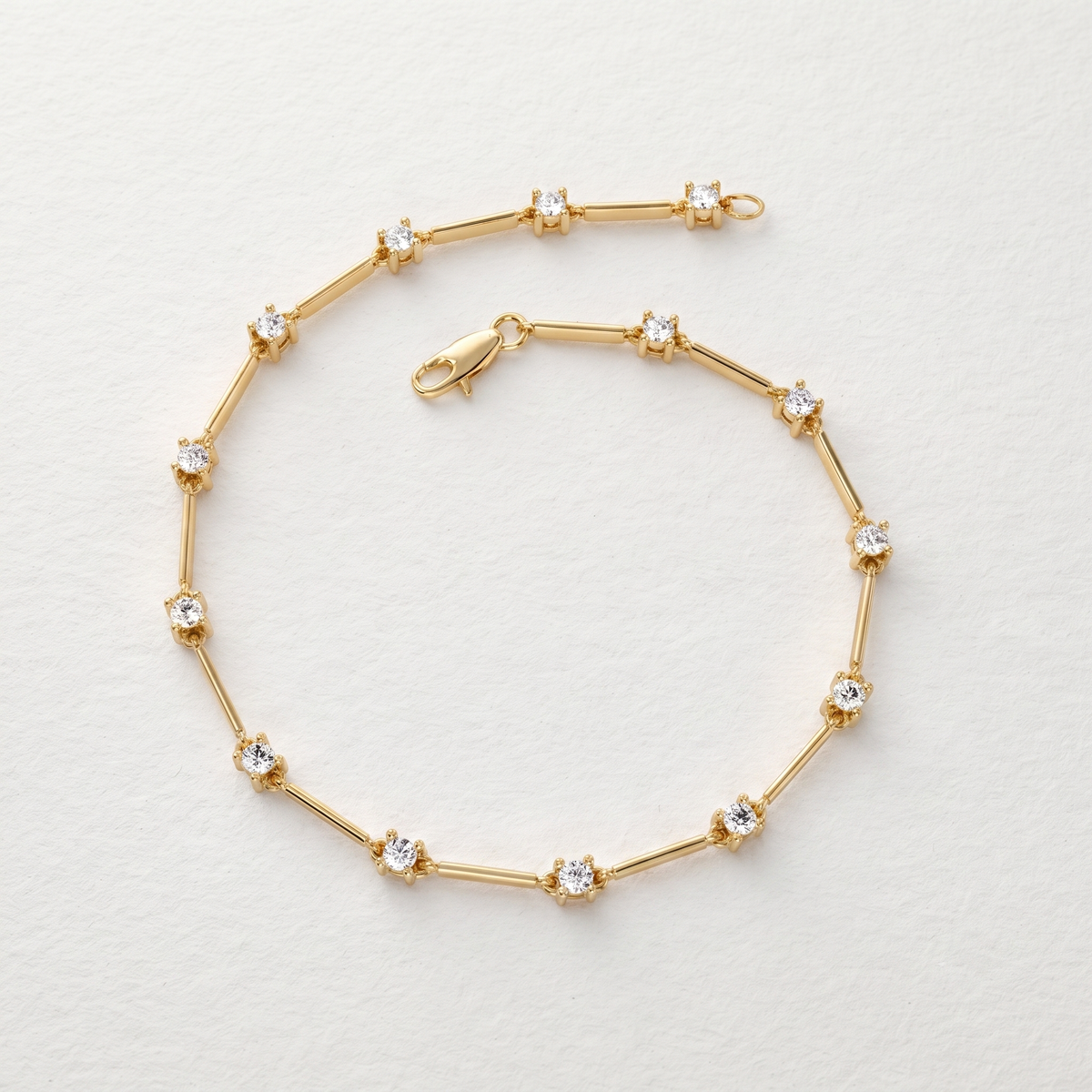 Round Diamond Bar Link Bracelet