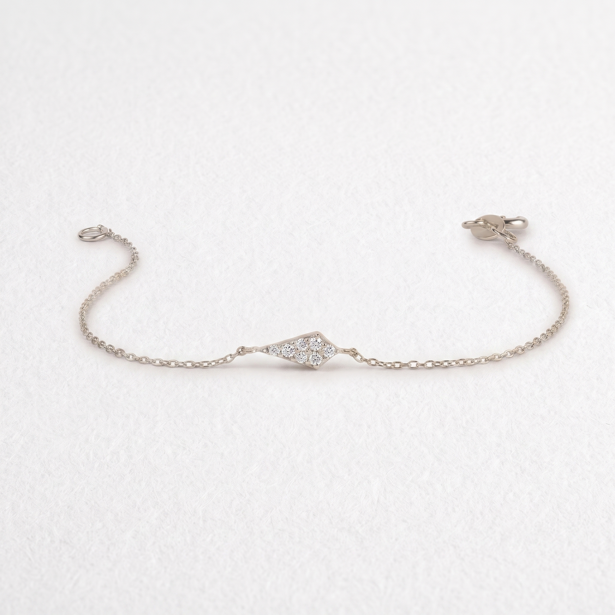 Tapered Cluster Diamond Bracelet