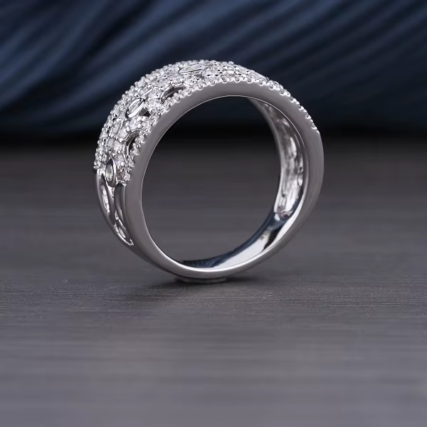 Lab Grown Round Brilliant Diamond Ring | F Color, VS1 Clarity | 18K Solid White Gold