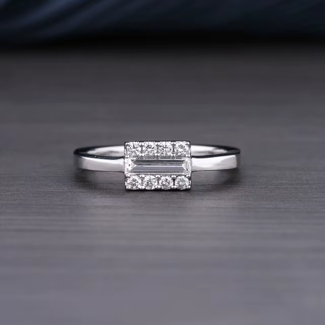0.61 CT Baguette Zircon Engagement Ring